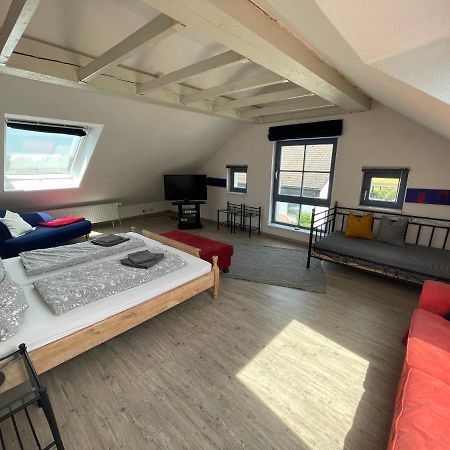 Kunst Und Bergbauflair An Der Ruhr - Inklusive Netflix & Prime Appartement Bochum Buitenkant foto